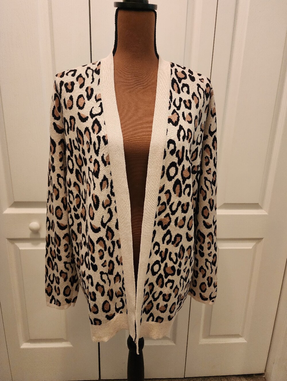 Croft & Barrow Open-Front Leopard Print Cardigan Sweater - Cream/Tan